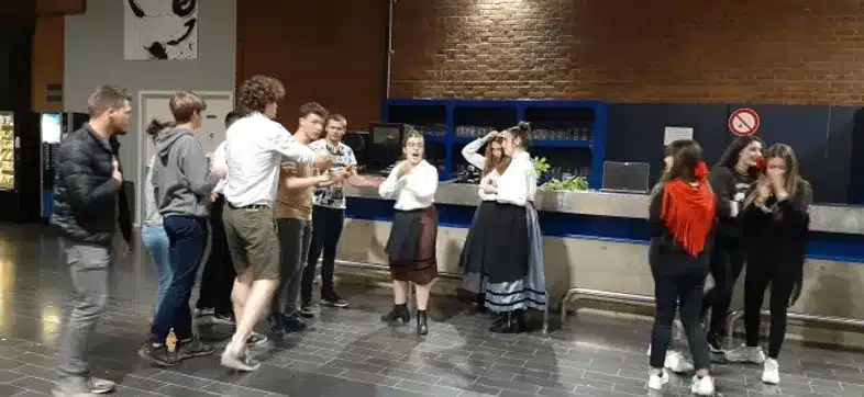 Ouverture internationale 465 52e92f_749748862cc446328b34a101e3017a5b~mv2