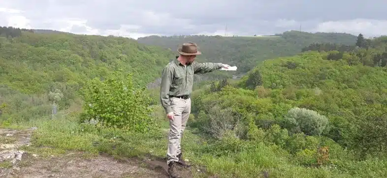 Ouverture internationale 509 52e92f_77e0821c3fe74b53bb2a290f82fbdaab~mv2