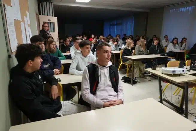 Ouverture internationale 1399 52e92f_8ee496a7ef914976b17c7bec7c713482~mv2