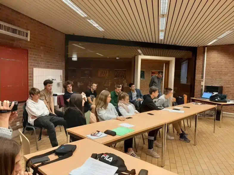 Ouverture internationale 548 52e92f_9048caa03ad74ae9aabfa68557188378~mv2