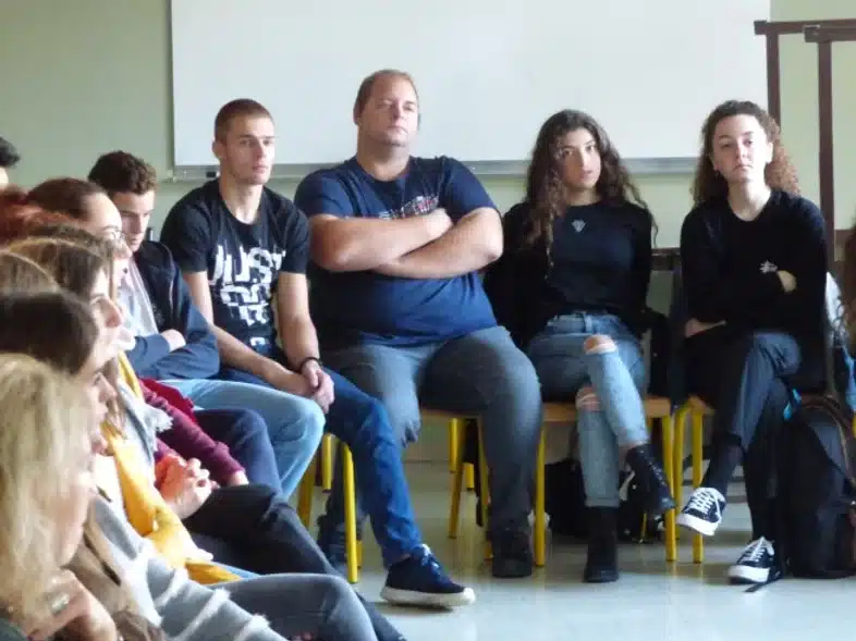 Ouverture internationale 991 52e92f_908b0abac24b4c239d1a4c9a623cd039~mv2