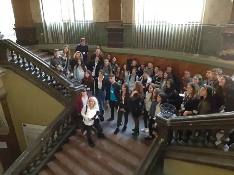 Ouverture internationale 946 52e92f_9a950cdcf73f4a3595d745aa494bc227~mv2