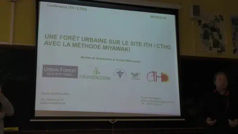 Ouverture internationale 611 52e92f_9ac914254df844bb8ccf4c6497816d09~mv2