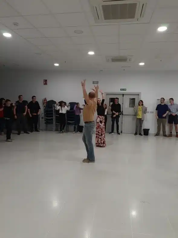 Ouverture internationale 966 52e92f_9c3a9d3cfb564df1bd1ca2f5fd28f061~mv2