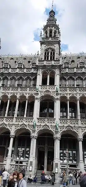 Ouverture internationale 384 52e92f_a0e44feb3f2b482bb41f88ba87245aa9~mv2