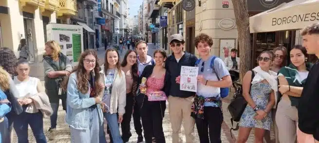 Ouverture internationale 135 52e92f_a26d4a60b2a94a8e9a1a9f7f142bc60a~mv2