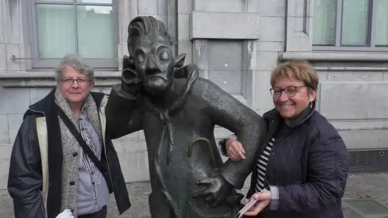 Ouverture internationale 663 52e92f_a3baa2f8d071403c83e59d4d092aa1b8~mv2