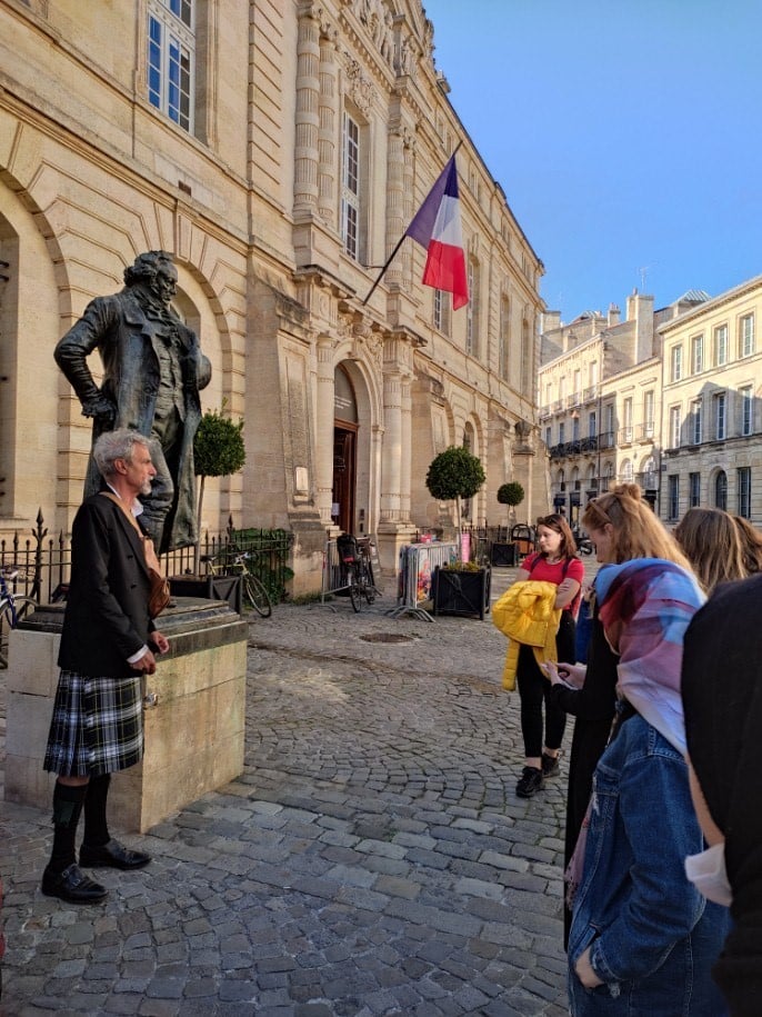 Ouverture internationale 1233 52e92f_a561ae5d81474ddd819d7b443a38cc72~mv2