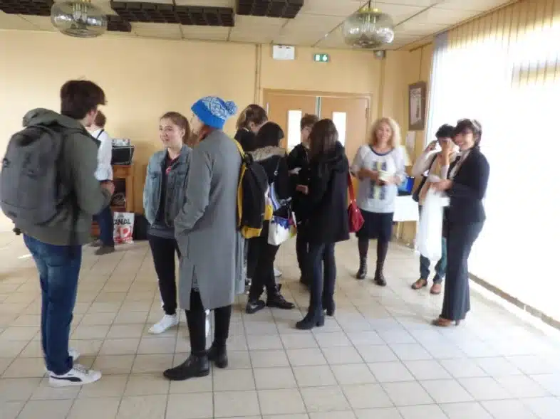 Ouverture internationale 1120 52e92f_a6cbfbb165f34aacac813b91fafe508e~mv2