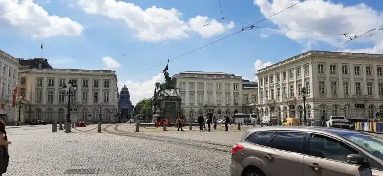 Ouverture internationale 402 52e92f_a6df5371252148ea90f6c3ca4d74857d~mv2