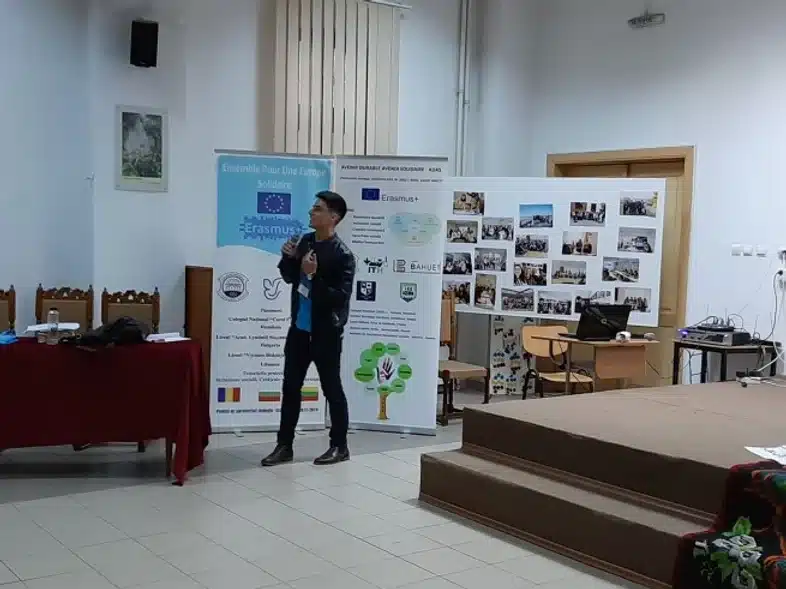 Ouverture internationale 784 52e92f_aa13e674d20d46f7b4ab059372abd04d~mv2