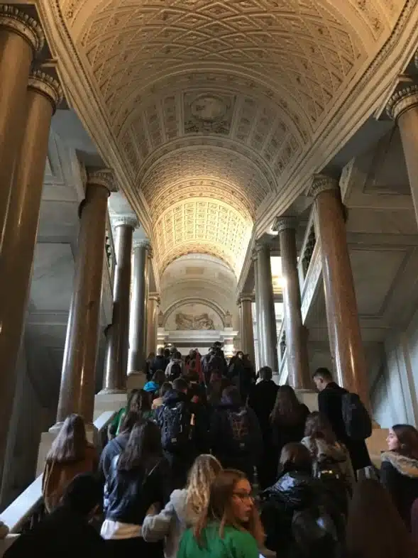 Ouverture internationale 1304 52e92f_adb6f8ae559b4d7e90956b6ab91dae5e~mv2