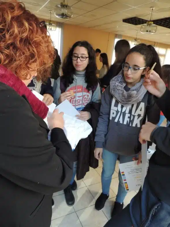 Ouverture internationale 1083 52e92f_b66274e22e5b439aaad5422899ad8342~mv2