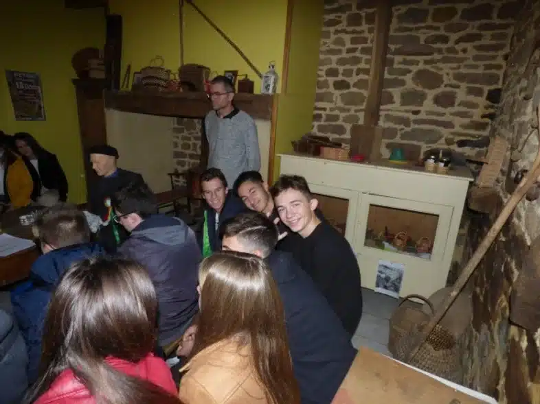 Ouverture internationale 1143 52e92f_b8a5f12affa240b4b6aa272ee6cc0b30~mv2