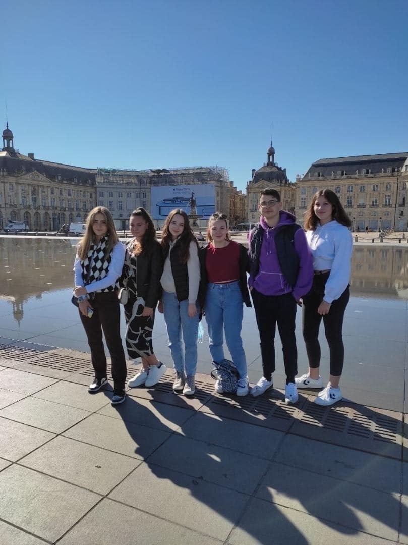 Ouverture internationale 1231 52e92f_bd7aaa1161b24f25ac7b0f1440841c49~mv2