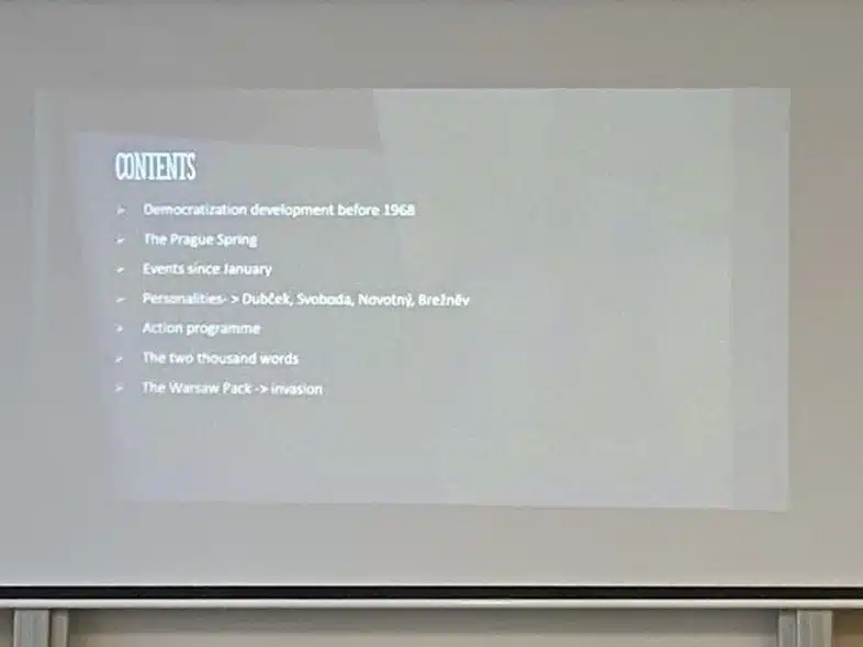 Ouverture internationale 68 52e92f_c0f14da952344e96979b84f09bcbd59b~mv2