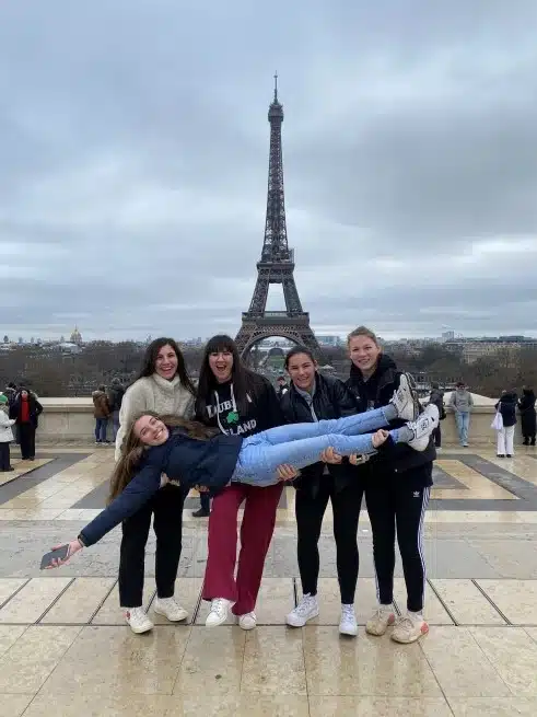 Ouverture internationale 146 52e92f_c5b7c1bd05de4db3b3021bbc60620b33~mv2