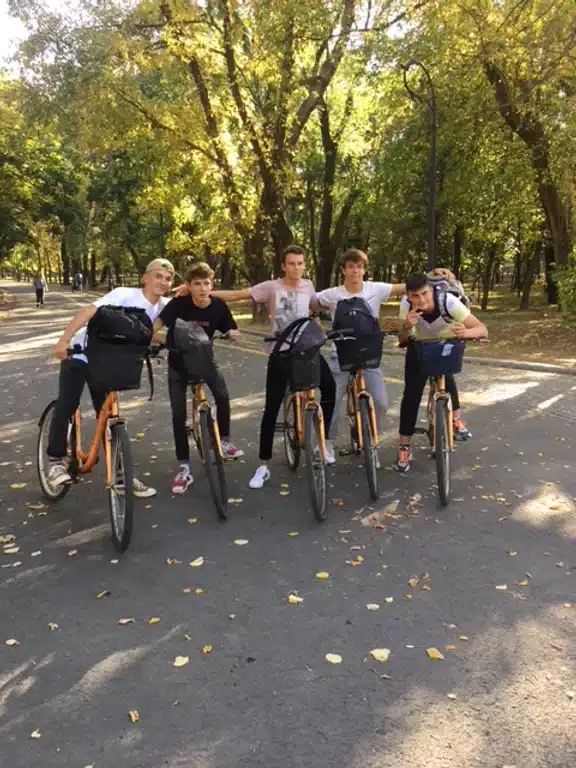 Ouverture internationale 943 52e92f_cadc3d1f80824d0d83b38a677d5299d9~mv2