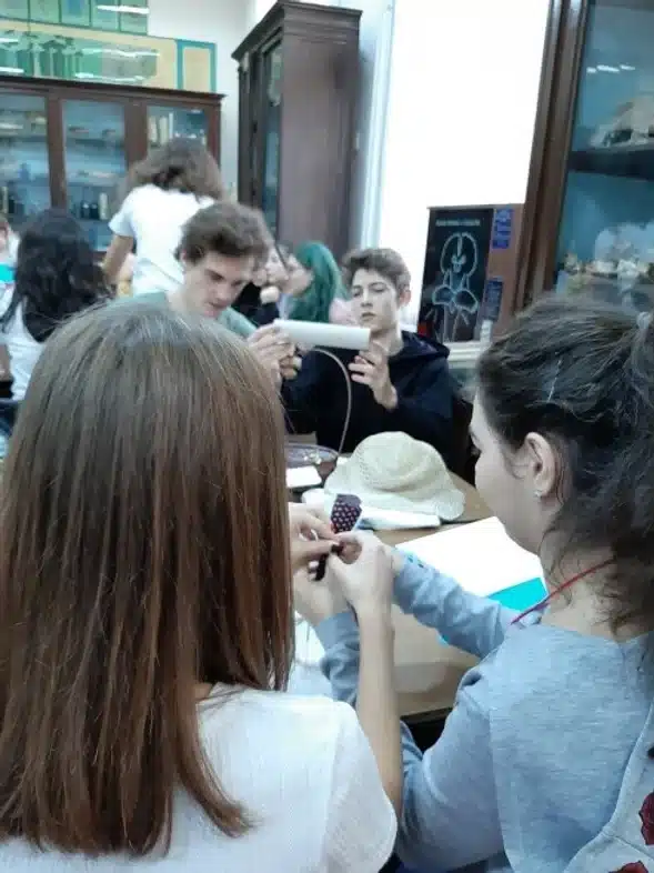 Ouverture internationale 796 52e92f_cbd40ddf89eb4475b10a631cb0816d7e~mv2