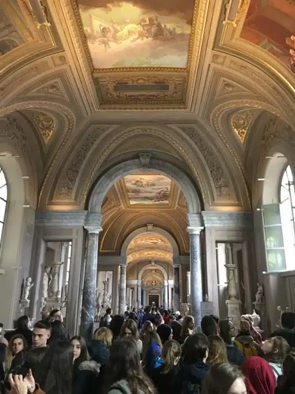 Ouverture internationale 1306 52e92f_cfc48a128f3c4571ad0542b58f2cb8fb~mv2