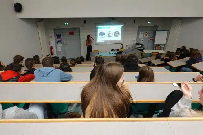 Ouverture internationale 1403 52e92f_d0722db5d2434b1c8c76a2a112fd8e42~mv2