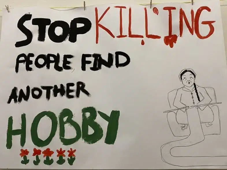 Ouverture internationale 100 52e92f_d33096dc2f504a6f915a3209e3cfaad6~mv2