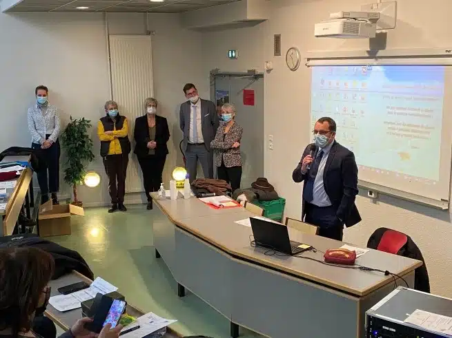 Ouverture internationale 249 52e92f_d3a0b2cad8fa4e31a2c20a33f14d8c6c~mv2