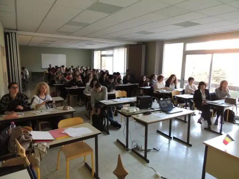 Ouverture internationale 1067 52e92f_d6990335717a42f1954ec3822f6400c8~mv2