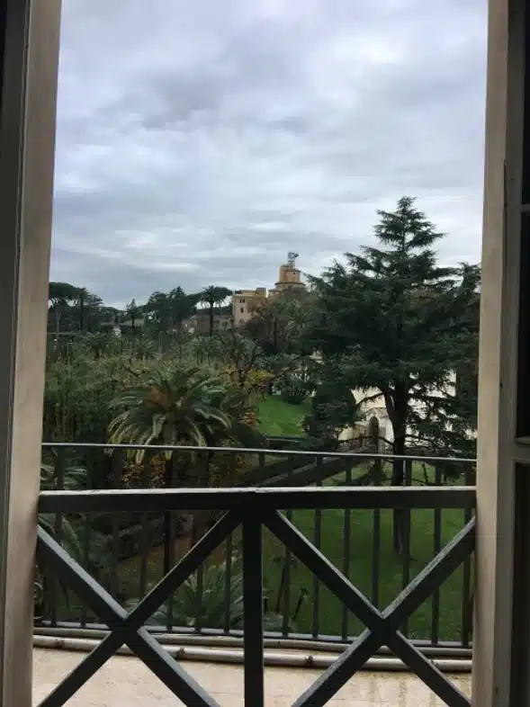 Ouverture internationale 1313 52e92f_d93184be962a4d789692d5f310bf3793~mv2