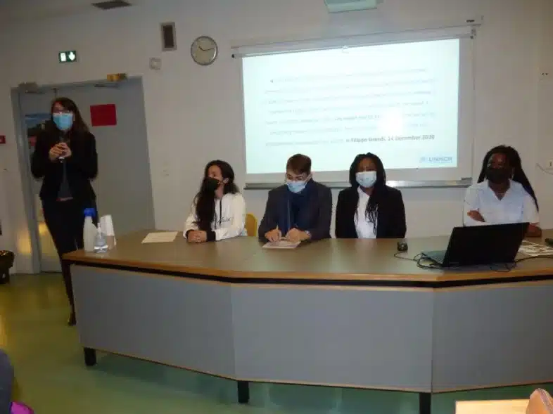 Ouverture internationale 269 52e92f_dad59bf258eb4fd8be00de27f79342f4~mv2