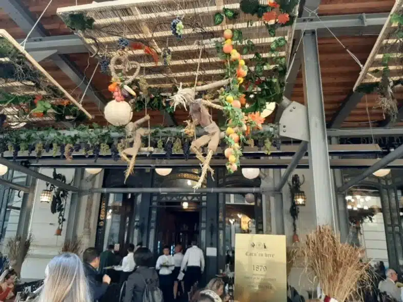 Ouverture internationale 898 52e92f_db8cc84de97c4f5099d3c4a18fd5f153~mv2