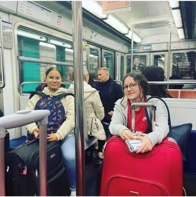 Ouverture internationale 178 52e92f_dd013b0016634f168753b804eea46e35~mv2