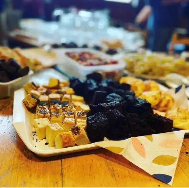 Ouverture internationale 180 52e92f_df8205a664584c65a031e4bf6fc0982a~mv2