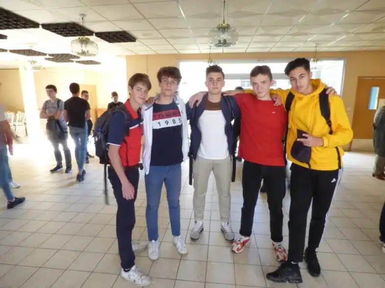 Ouverture internationale 1118 52e92f_e51c859235184700b3c3de6af75a4ff4~mv2