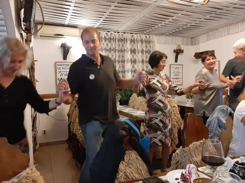 Ouverture internationale 824 52e92f_e6d040c8b325437d82333b21b18bbf54~mv2