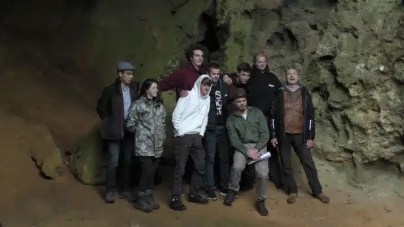 Ouverture internationale 512 52e92f_e75180e190364bd1b96d063b3149f900~mv2