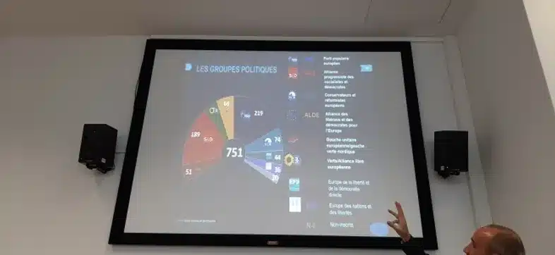 Ouverture internationale 446 52e92f_e9d25e240f3b46df85815ba598e29ece~mv2