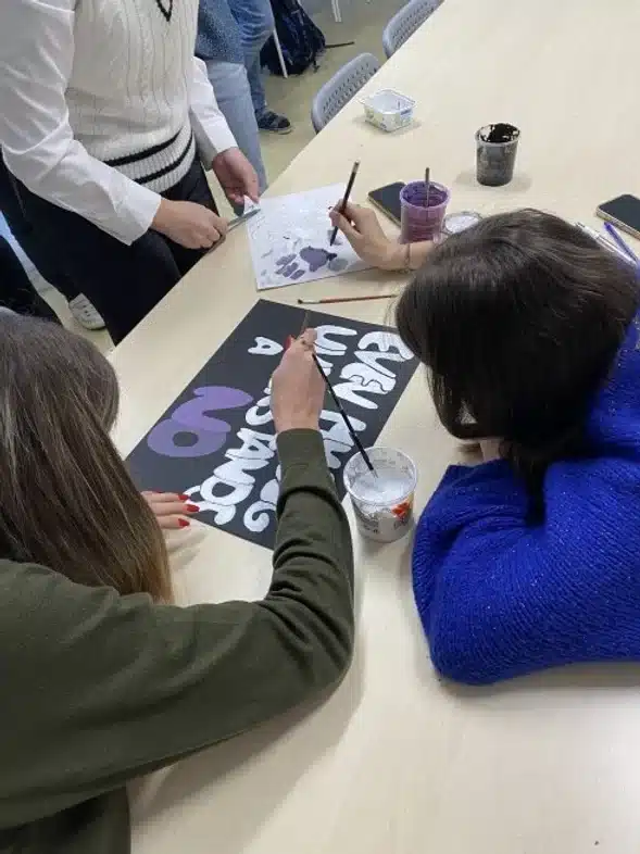 Ouverture internationale 102 52e92f_ef5be1eebdfa40929d0610f335efb51b~mv2