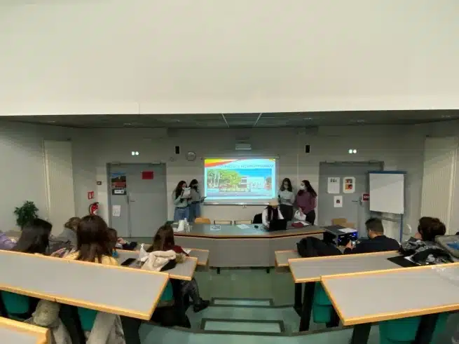 Ouverture internationale 244 52e92f_f67b82a95d674657880960c7b6a11491~mv2