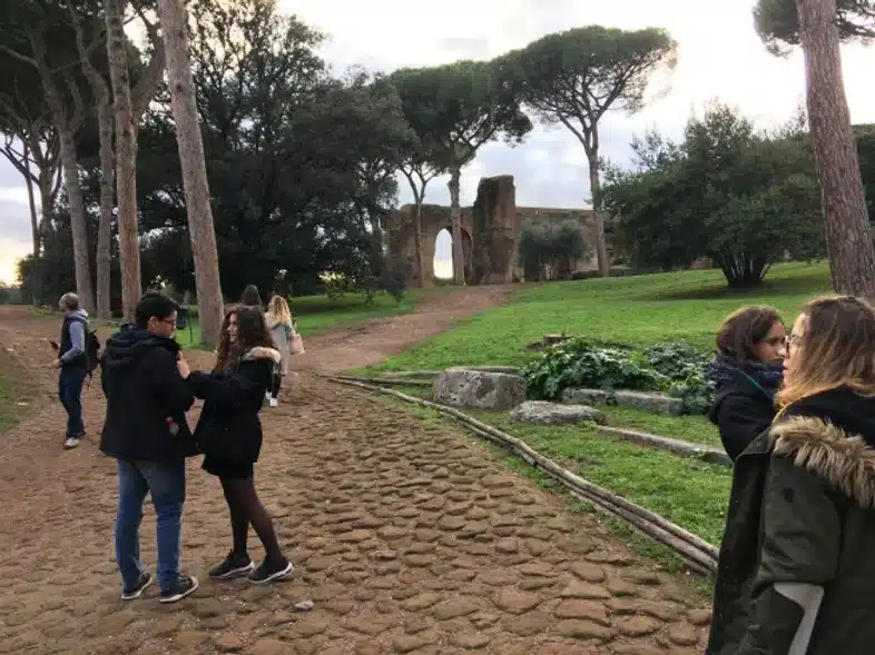 Ouverture internationale 1320 52e92f_f71441af8cf5491fb811448296d8b9d0~mv2