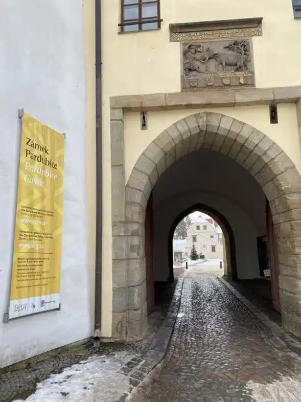 Ouverture internationale 81 52e92f_f73d4dc6cf534a799955bf49a3fbae61~mv2