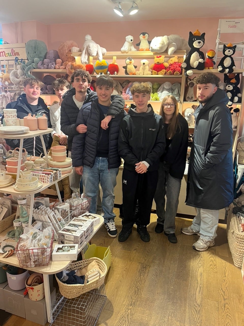 52e92f 698184d7d8b24ff3b92d247e39b5d017mv2